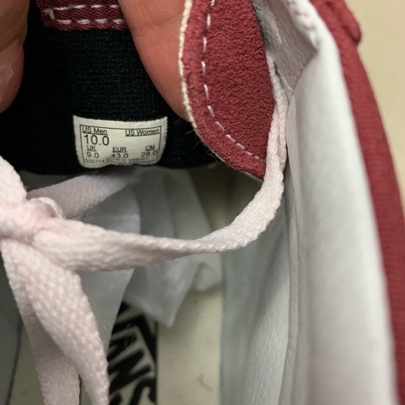 Brand New Vans Sk8-Hi Sneakers - Picture 8 of 8